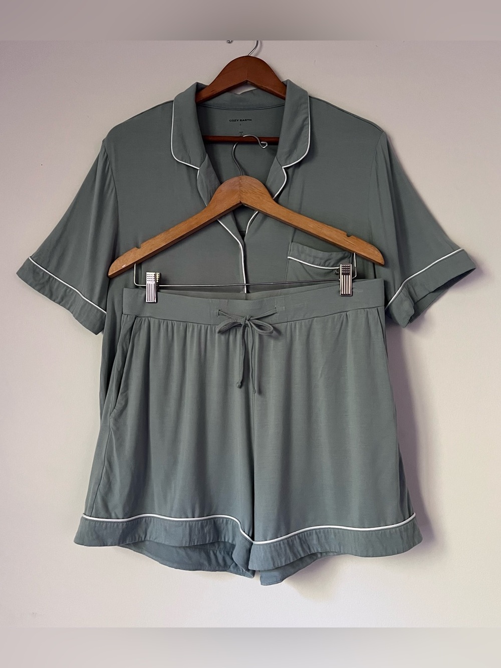 Cozy Earth Bamboo Pajama Short Set Olive Green Size Large Luxury Loungewear